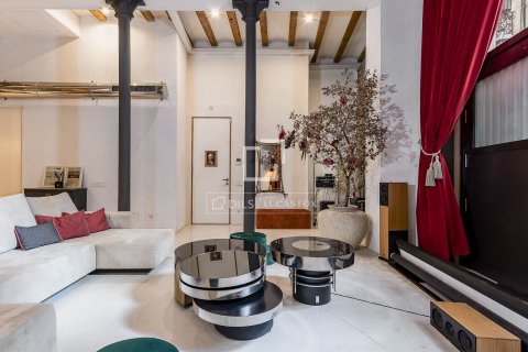 Apartament w Barcelona, Hiszpania 2 sypialnie, 292 mkw. nr 150921 – zdjęcie 5