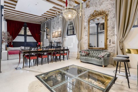 Apartament w Barcelona, Hiszpania 2 sypialnie, 292 mkw. nr 150921 – zdjęcie 10