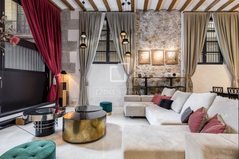 Apartament w Barcelona, Hiszpania 2 sypialnie, 292 mkw. nr 150921 – zdjęcie 2