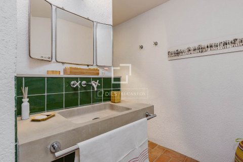 Apartament w Barcelona, Hiszpania 2 sypialnie, 292 mkw. nr 150921 – zdjęcie 26