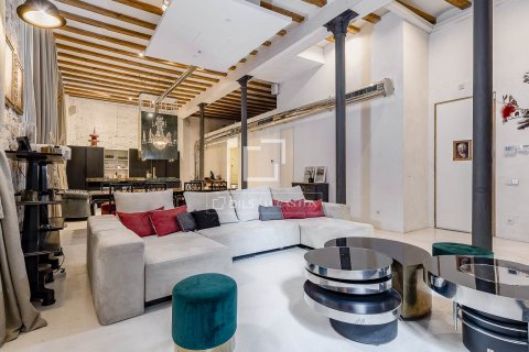 Apartament w Barcelona, Hiszpania 2 sypialnie, 292 mkw. nr 150921 – zdjęcie 4