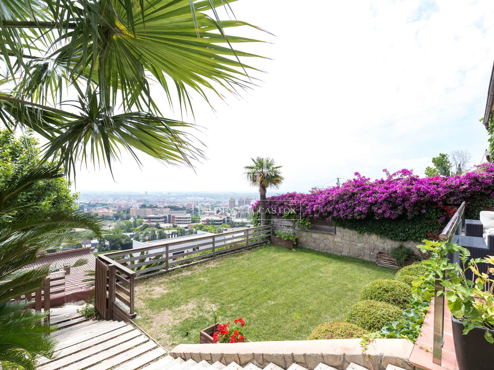 Villa Esplugues de Llobregat, Barcelona, Spānijā 5 istabas, 425 m2 Nr. 150916