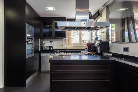 Willa w Esplugues de Llobregat, Barcelona, Hiszpania 5 sypialni, 425 mkw. nr 150916 – zdjęcie 24