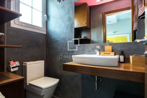 Willa w Esplugues de Llobregat, Barcelona, Hiszpania 5 sypialni, 425 mkw. nr 150916 – zdjęcie 19