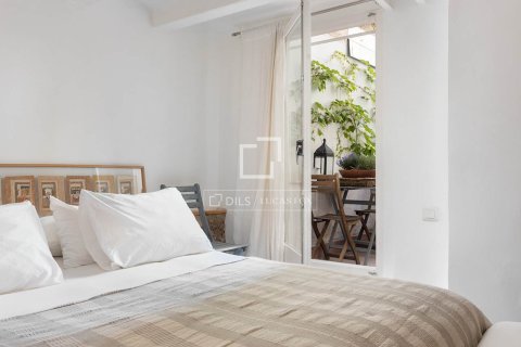 Apartament w Barcelona, Hiszpania 2 sypialnie, 152 mkw. nr 150922 – zdjęcie 19