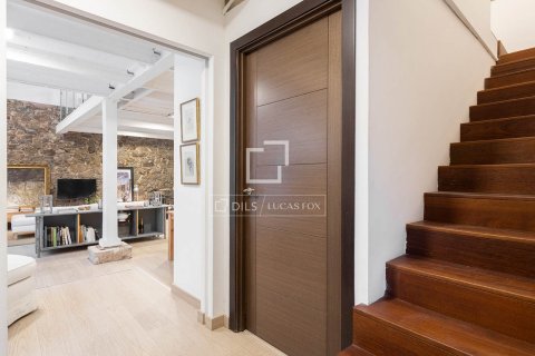 Apartament w Barcelona, Hiszpania 2 sypialnie, 152 mkw. nr 150922 – zdjęcie 16