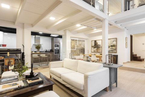 Apartament w Barcelona, Hiszpania 2 sypialnie, 152 mkw. nr 150922 – zdjęcie 2