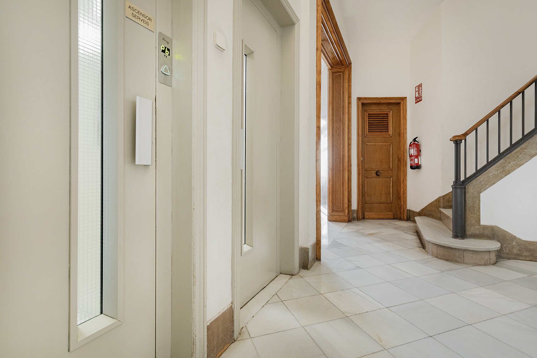 Apartment à Barcelona, Espagne 4 chambres, 178 m2 No. 142948