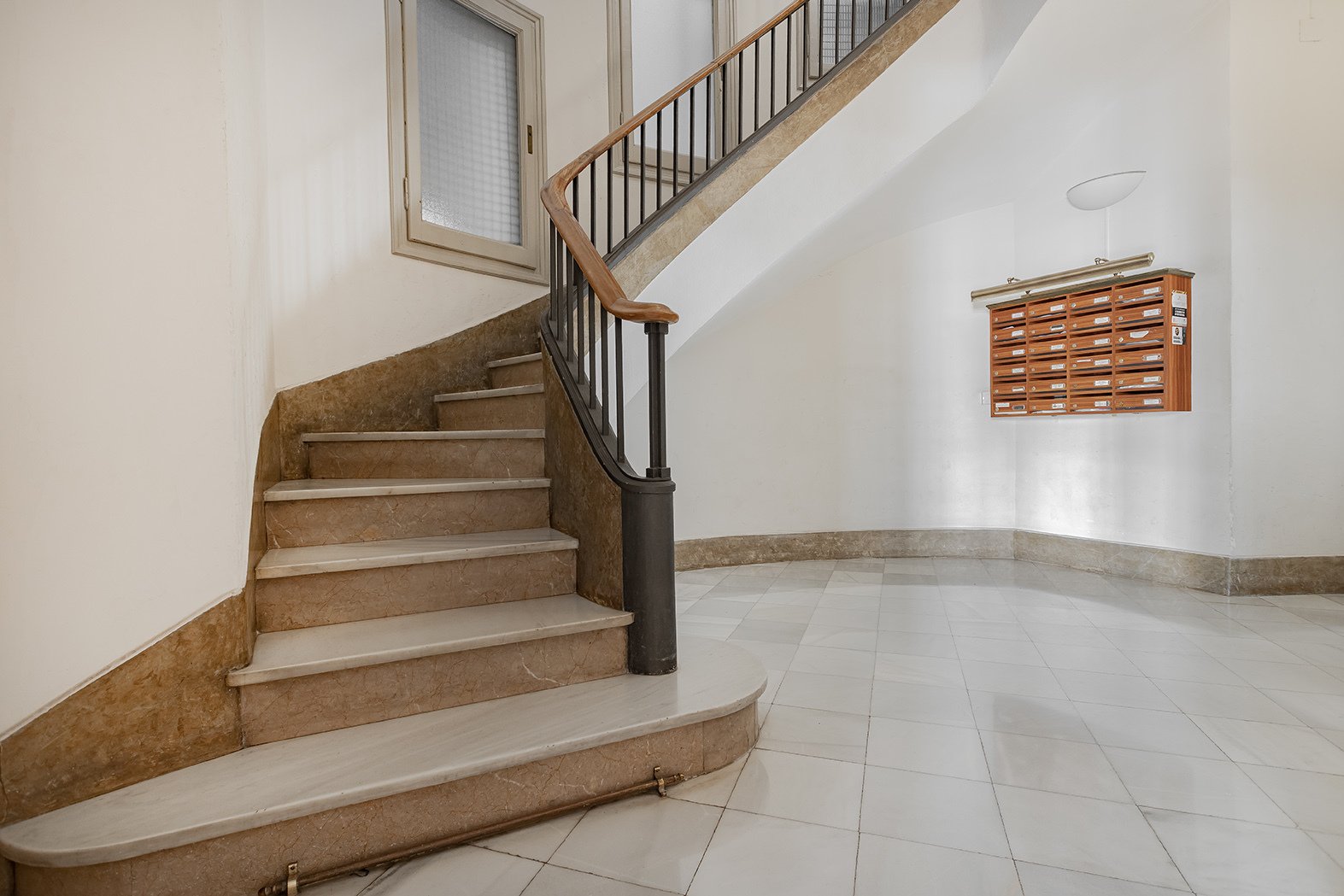 Apartment à Barcelona, Espagne 4 chambres, 178 m2 No. 142948