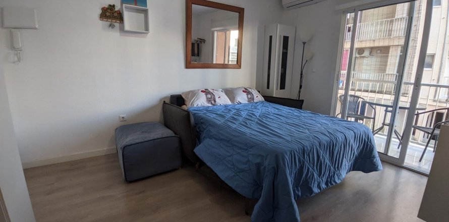 Huoneisto Torrevieja, Alicante, Espanja 1 makuuhuone, 35 m2 No. 183407