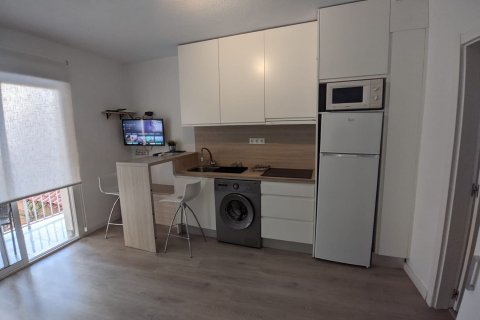 Huoneisto myytävänä Torrevieja, Alicante, Espanja, 1 makuuhuone, 35 m2 No. 183407 - kuva 8