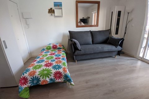 Huoneisto myytävänä Torrevieja, Alicante, Espanja, 1 makuuhuone, 35 m2 No. 183407 - kuva 2