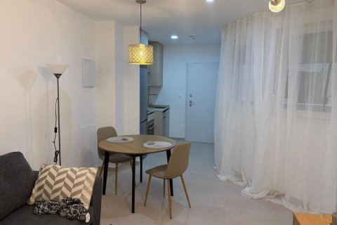 Apartment for sale in Torrevieja, Alicante, Spain 1 bedroom, 60 sq.m. No. 183406 - photo 9