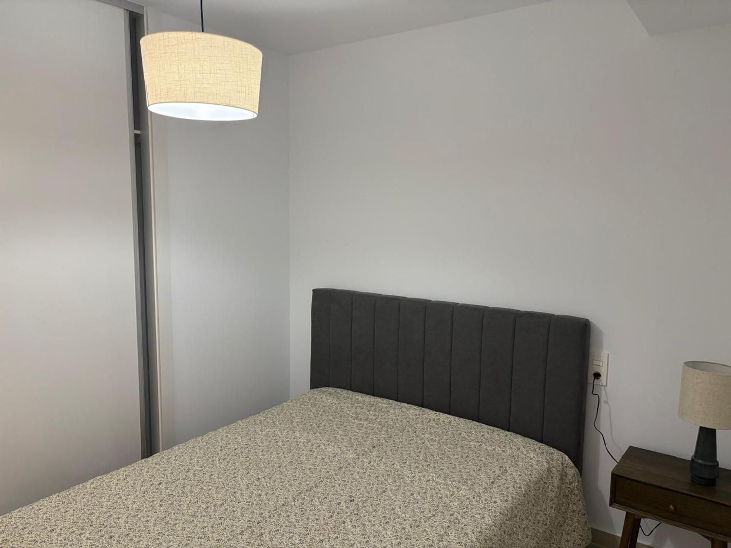 Apartamento en Torrevieja, Alicante, España 1 dormitorio, 60 m2 No. 183406