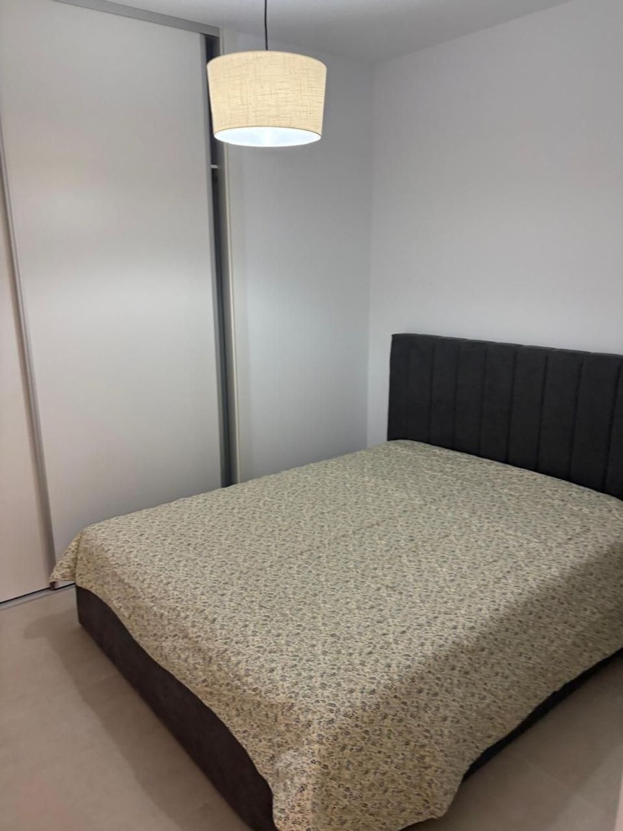 Apartamento en Torrevieja, Alicante, España 1 dormitorio, 60 m2 No. 183406