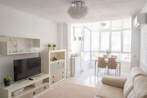 Wohnung zum Verkauf in Torrevieja, Alicante, Spanien 1 Schlafzimmer, 66 m2 Nr. 183404 - Foto 3