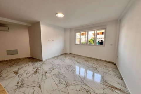Dzīvoklis pārdošanā Torrevieja, Alicante, Spānijā 1 istaba, 55 m2 Nr. 183401 - attēls 9
