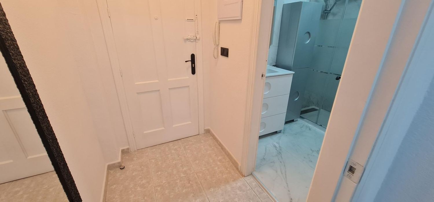 Apartment in Torrevieja, Alicante, Spain 1 bedroom, 51 sq.m. No. 183403