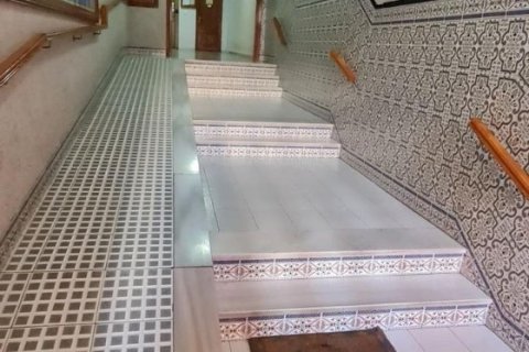 Huoneisto myytävänä Torrevieja, Alicante, Espanja, 1 makuuhuone, 51 m2 No. 183403 - kuva 24