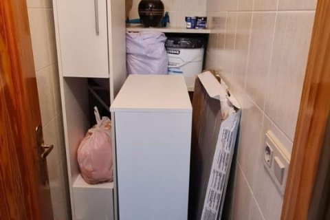 Huoneisto myytävänä Torrevieja, Alicante, Espanja, 1 makuuhuone, 51 m2 No. 183403 - kuva 2
