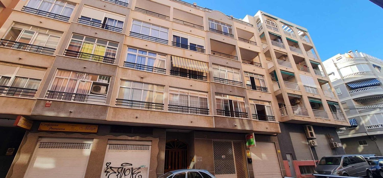 Apartment in Torrevieja, Alicante, Spain 1 bedroom, 51 sq.m. No. 183403