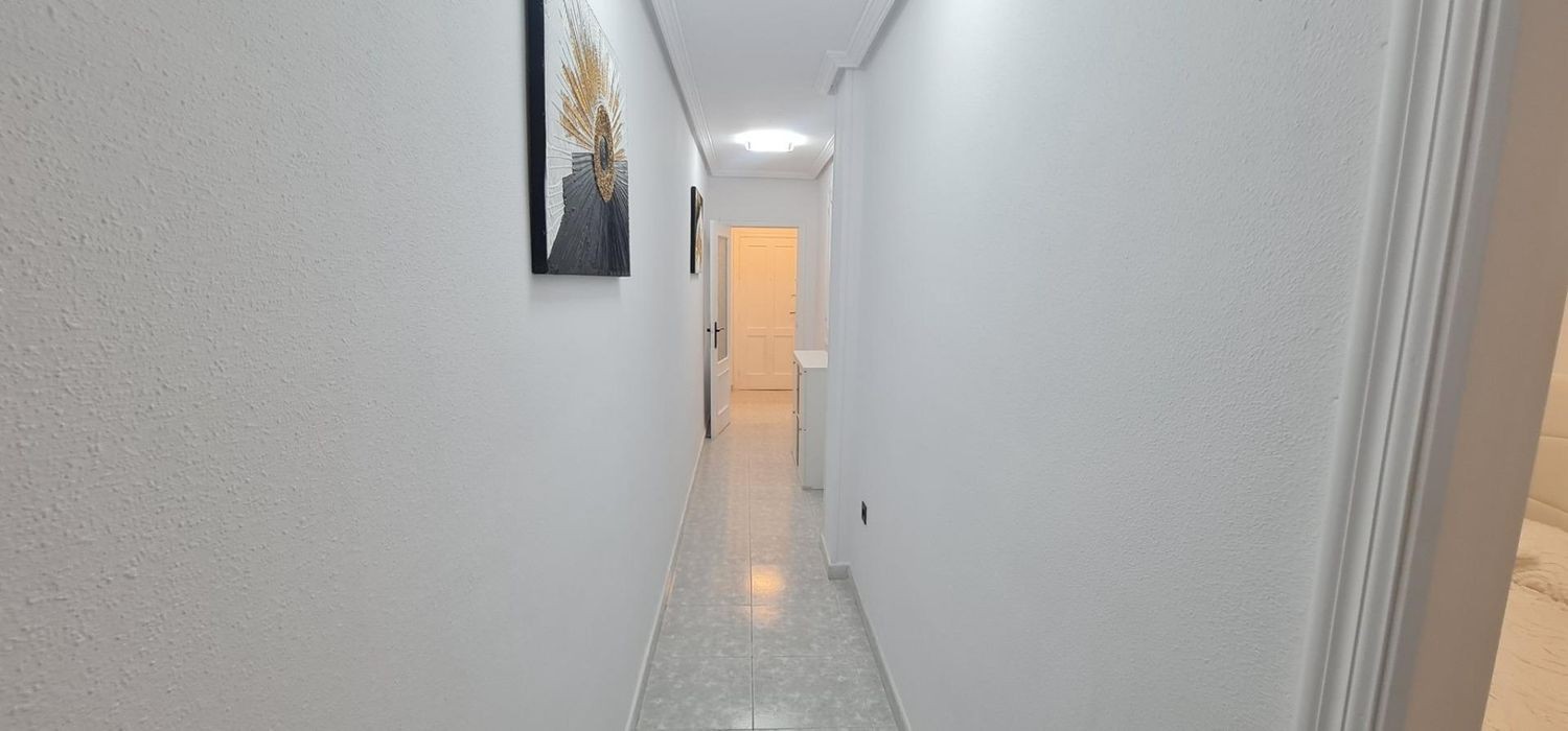 Apartment in Torrevieja, Alicante, Spain 1 bedroom, 51 sq.m. No. 183403