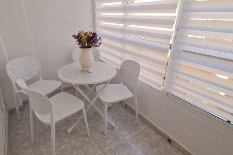 Huoneisto myytävänä Torrevieja, Alicante, Espanja, 1 makuuhuone, 51 m2 No. 183403 - kuva 6
