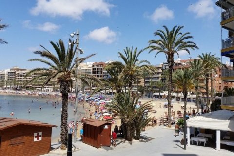 Huoneisto myytävänä Torrevieja, Alicante, Espanja, 1 makuuhuone, 51 m2 No. 183403 - kuva 14