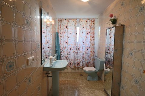 Продажа виллы в Бенидорм, Аликанте, Испания 2 спальни, 200м2 №118946 - фото 11