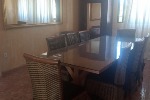 Продажа виллы в Бенидорм, Аликанте, Испания 6 спален, 390м2 №118940 - фото 28