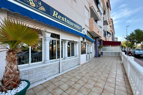 Liikekiinteistö myytävänä Guardamar del Segura, Alicante, Espanja , 101 m2 No. 193302 - kuva 26