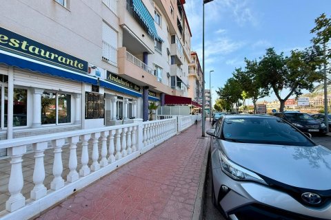Liikekiinteistö myytävänä Guardamar del Segura, Alicante, Espanja , 101 m2 No. 193302 - kuva 21