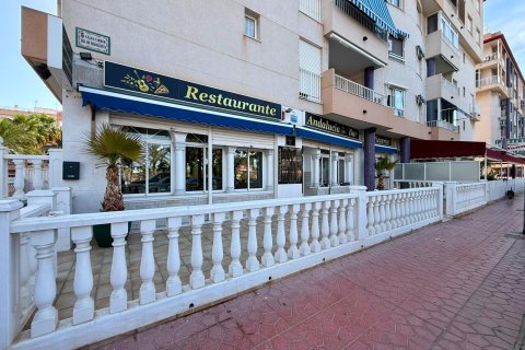 Liikekiinteistö myytävänä Guardamar del Segura, Alicante, Espanja , 101 m2 No. 193302 - kuva 23