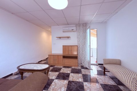 Apartment à vendre à Alicante, Espagne, 2 chambres, 71 m2 No. 193301 - photo 9