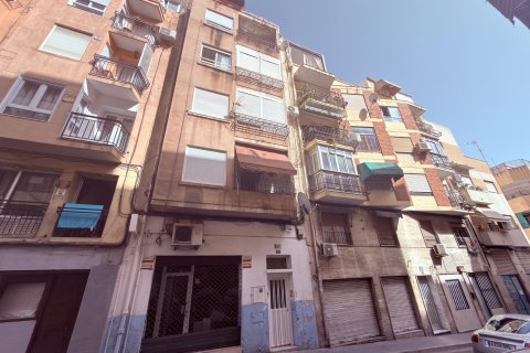 Apartment à vendre à Alicante, Espagne, 2 chambres, 71 m2 No. 193301 - photo 17