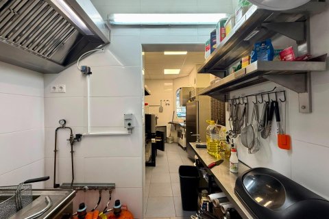 Liikekiinteistö vuokrattavana Guardamar del Segura, Alicante, Espanja , 101 m2 No. 193303 - kuva 20
