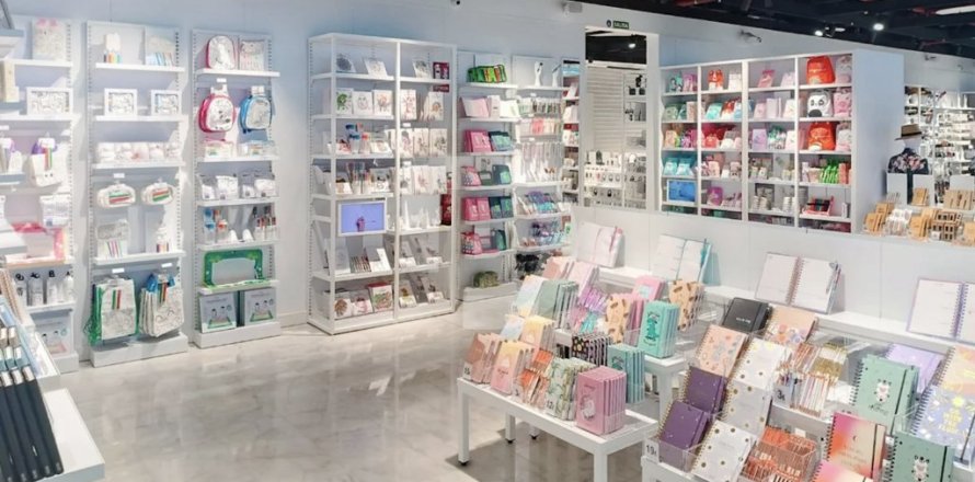 Коммерческая недвижимость в Старый город, Барселона, Испания 739м2 №151904