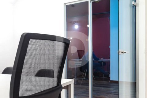 Commercial property à vendre à L'Eixample, Barcelona, Espagne, 676 m2 No. 151906 - photo 2