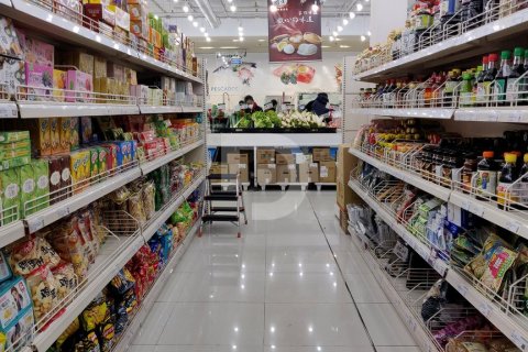 Retail store for sale in L'Eixample, Barcelona, Spain 292 sq.m. No. 151905 - photo 2