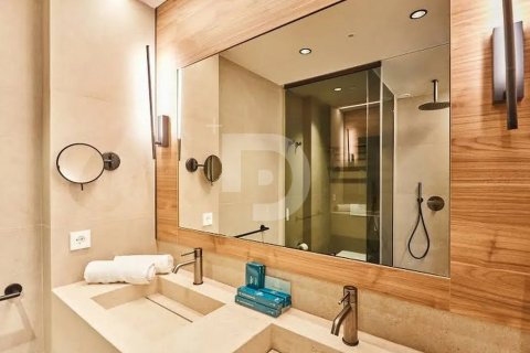 Продажа отеля в Барселона, Испания 2914м2 №151909 - фото 2