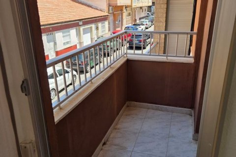 Apartment à vendre à Torrevieja, Alicante, Espagne, 3 chambres, 98 m2 No. 184353 - photo 3