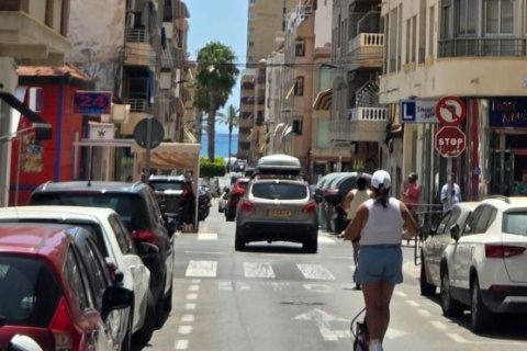 Lägenhet i Torrevieja, Alicante, Spanien 3 sovrum, 98 kvm. Nr. 184353