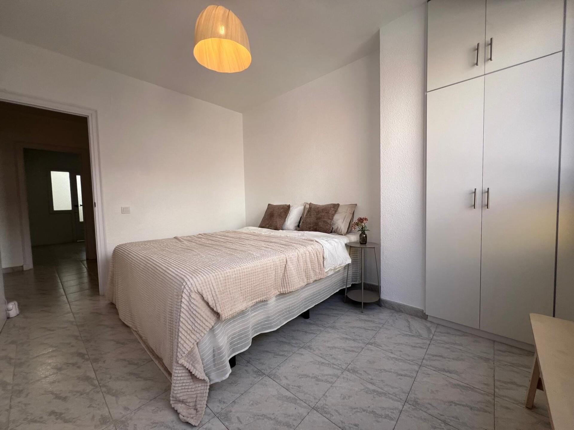 Apartament w Torrevieja, Alicante, Hiszpania 3 sypialnie, 98 mkw. nr 184353