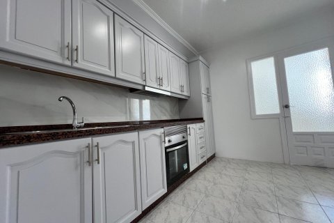 Apartment à vendre à Torrevieja, Alicante, Espagne, 3 chambres, 98 m2 No. 184353 - photo 16