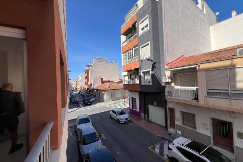 Apartment à vendre à Torrevieja, Alicante, Espagne, 3 chambres, 98 m2 No. 184353 - photo 10