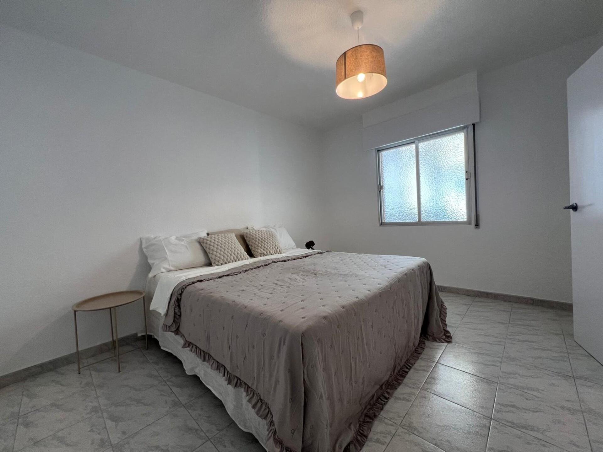 Apartament w Torrevieja, Alicante, Hiszpania 3 sypialnie, 98 mkw. nr 184353