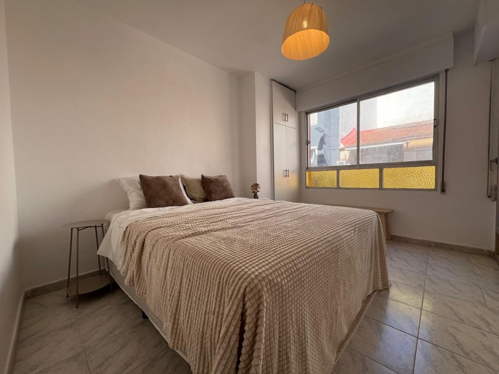 Apartament w Torrevieja, Alicante, Hiszpania 3 sypialnie, 98 mkw. nr 184353