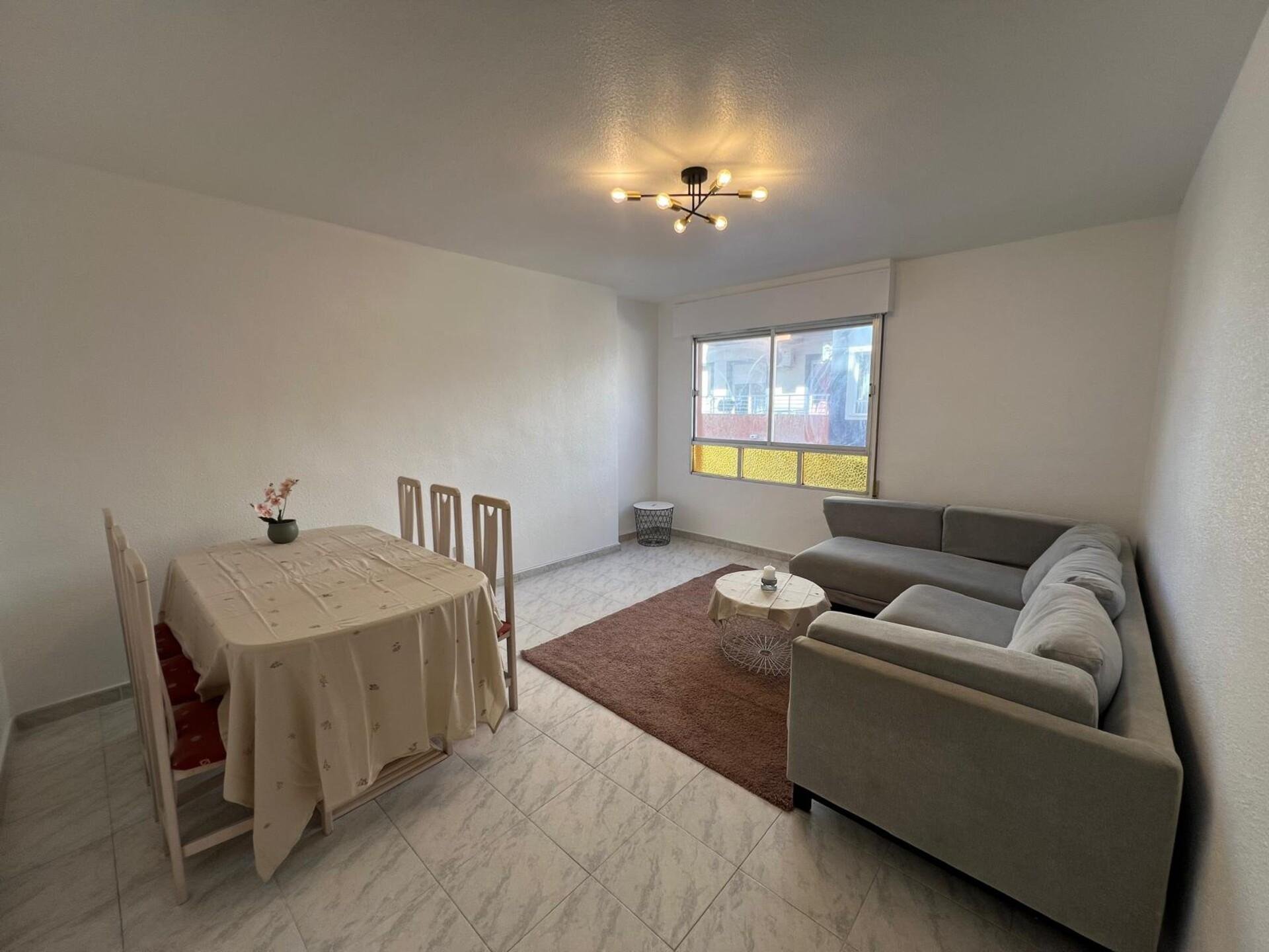 Apartament w Torrevieja, Alicante, Hiszpania 3 sypialnie, 98 mkw. nr 184353