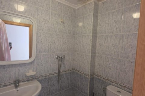 Apartment for sale in Torrevieja, Alicante, Spain 3 bedrooms, 76 sq.m. No. 184355 - photo 6