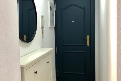 Huoneisto myytävänä Torrevieja, Alicante, Espanja, 1 makuuhuone, 44 m2 No. 184358 - kuva 4